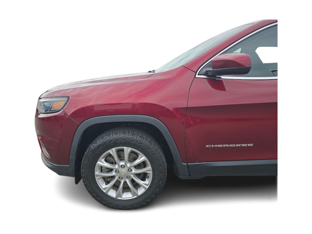 Thumbnail: 2019 Jeep Cherokee - 20