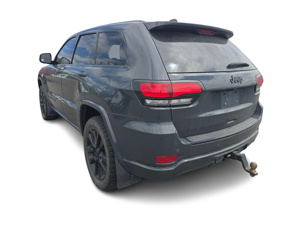 Thumbnail: 2017 Jeep Grand Cherokee - 3