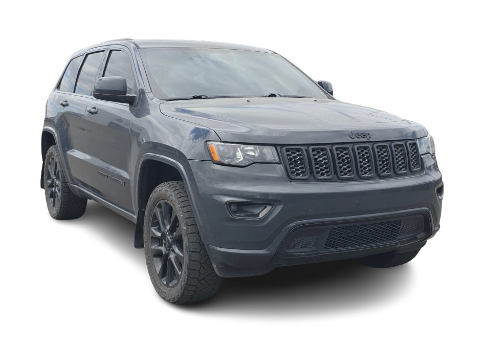Thumbnail: 2017 Jeep Grand Cherokee - 11
