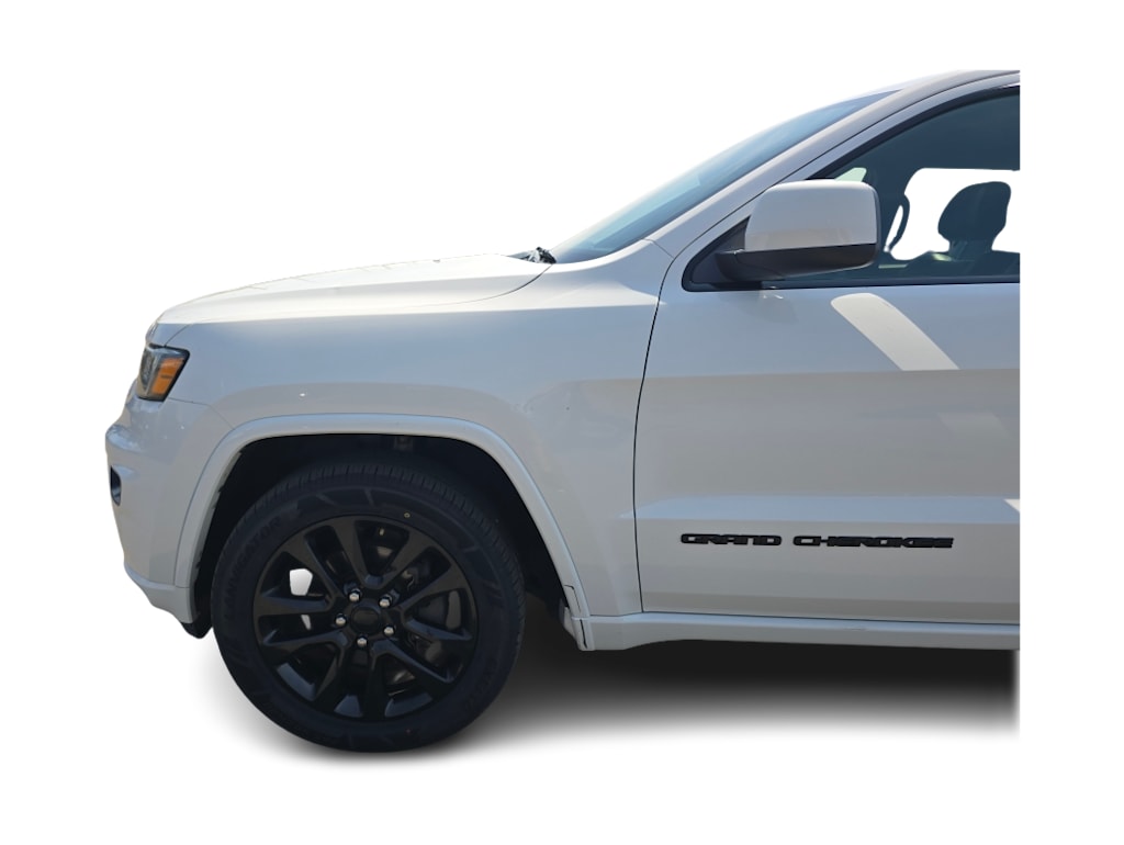Thumbnail: 2020 Jeep Grand Cherokee - 20