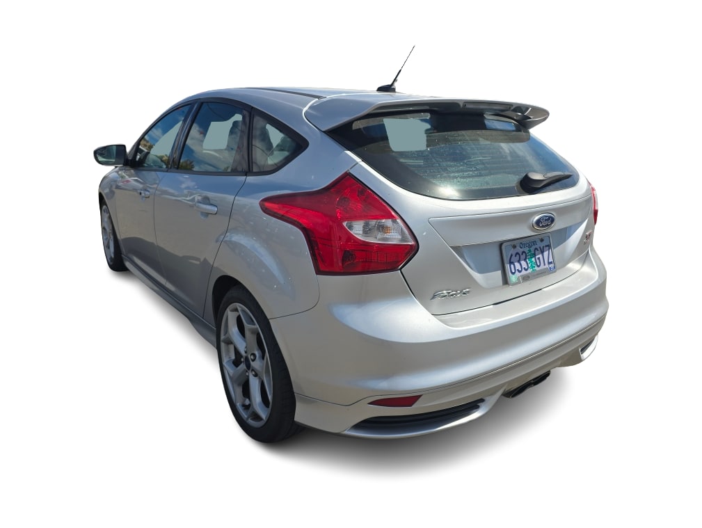 Thumbnail: 2014 Ford Focus - 16