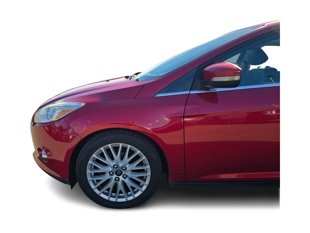 Thumbnail: 2012 Ford Focus - 21
