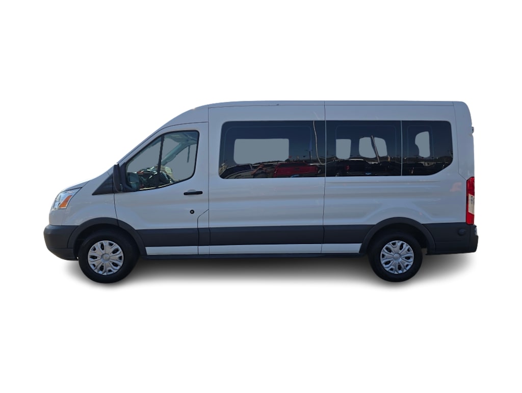Thumbnail: 2018 Ford Transit Series - 3