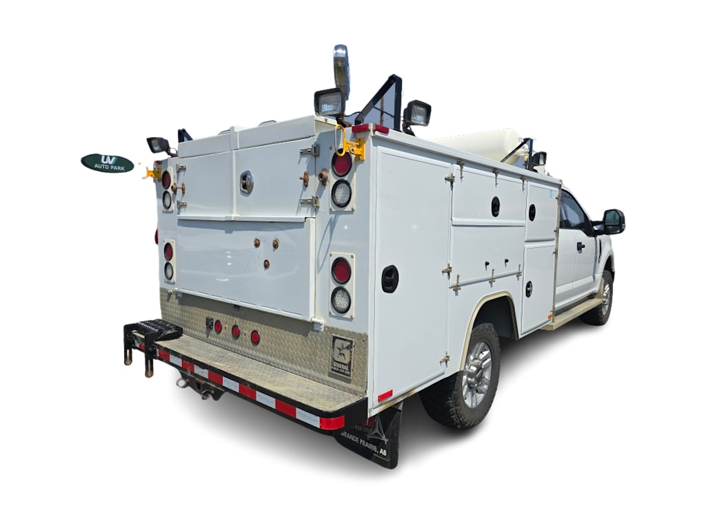 Thumbnail: 2019 Ford F-350 - 14