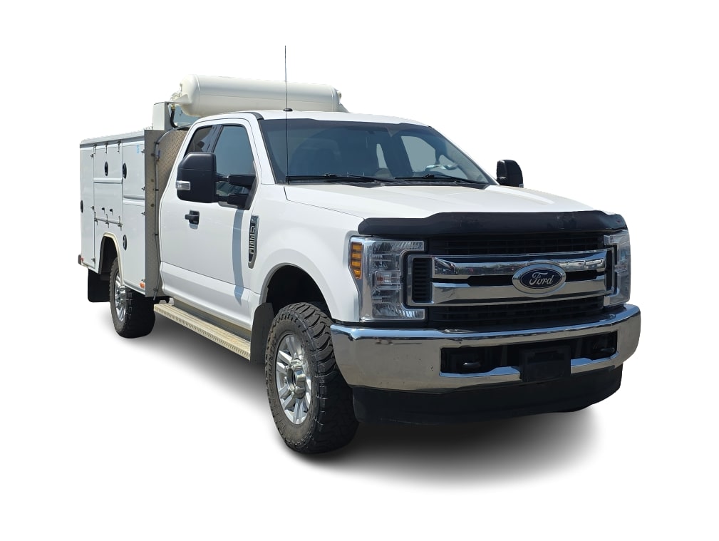 Thumbnail: 2019 Ford F-350 - 11