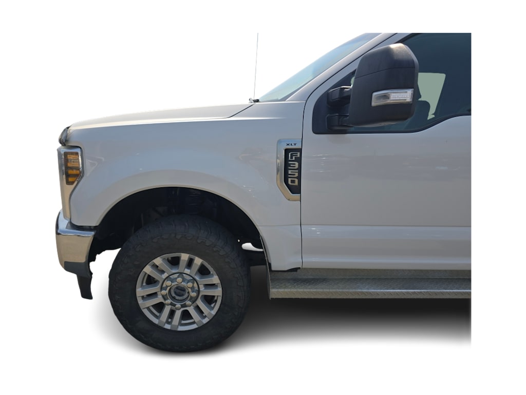 Thumbnail: 2019 Ford F-350 - 21