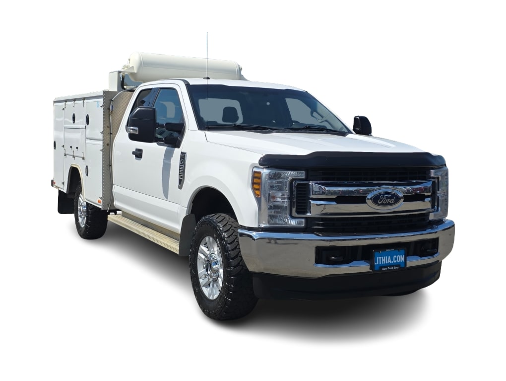 Thumbnail: 2019 Ford F-350 - 18