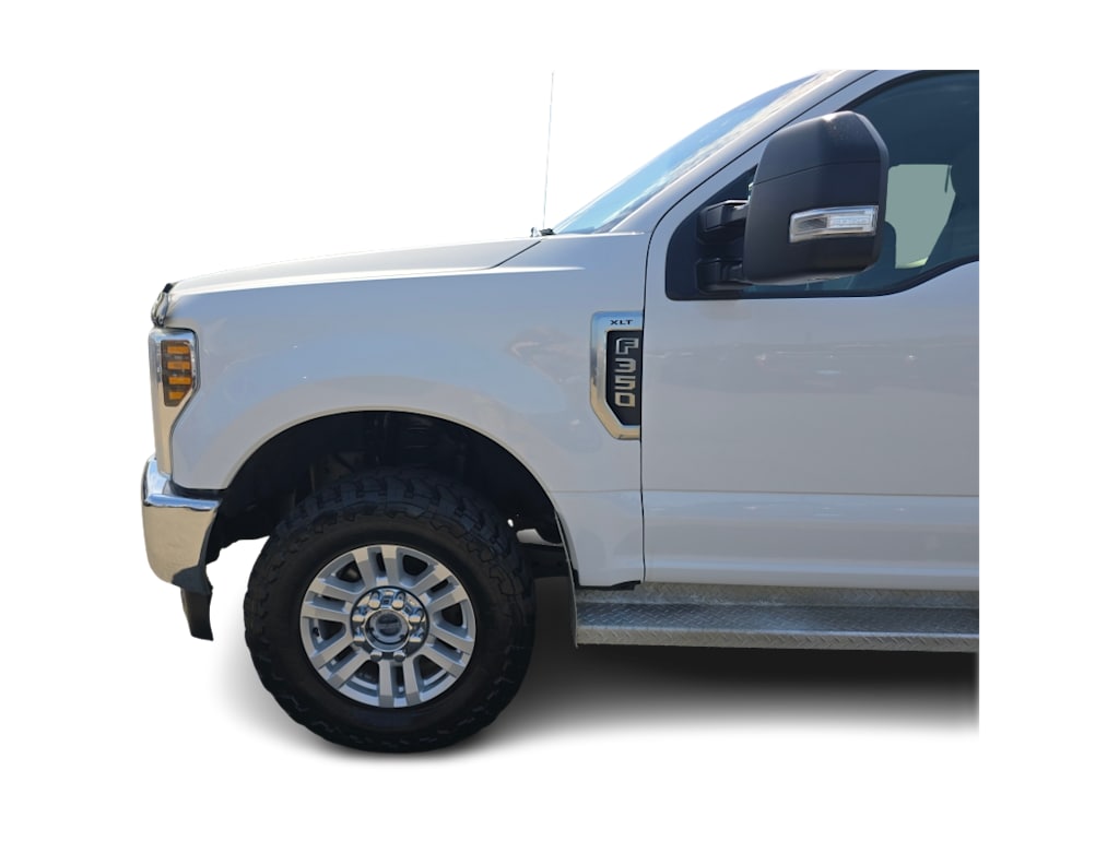 Thumbnail: 2019 Ford F-350 - 21