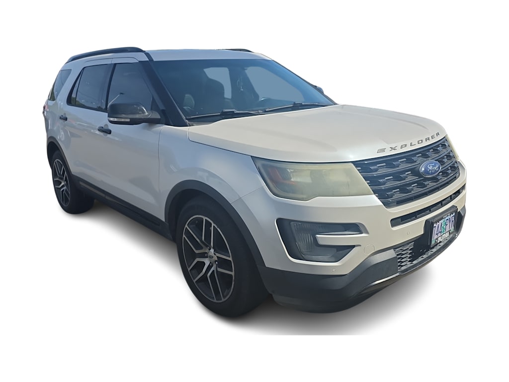 Thumbnail: 2016 Ford Explorer - 7