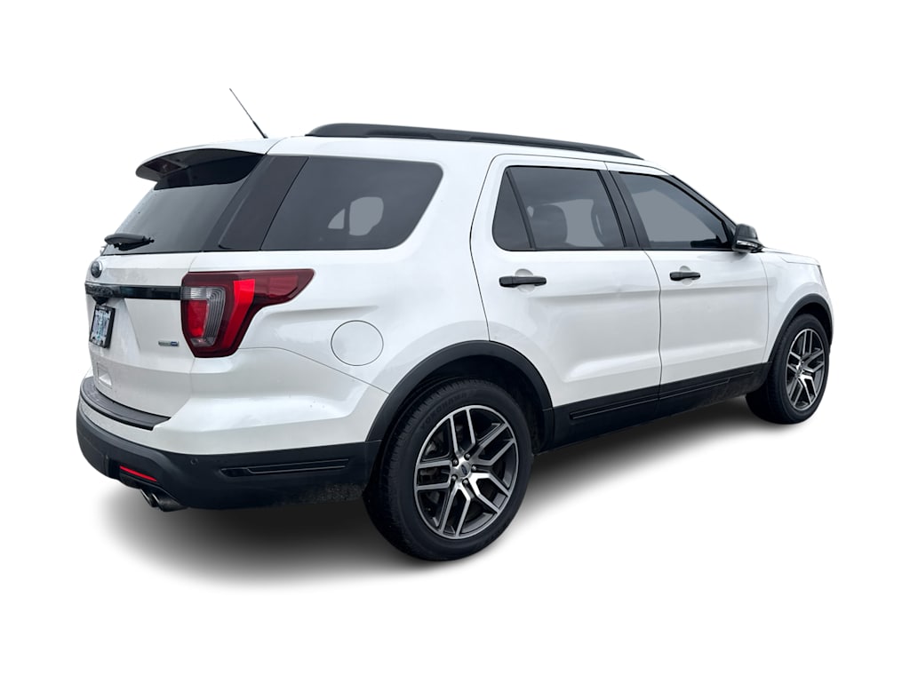 Thumbnail: 2018 Ford Explorer - 15
