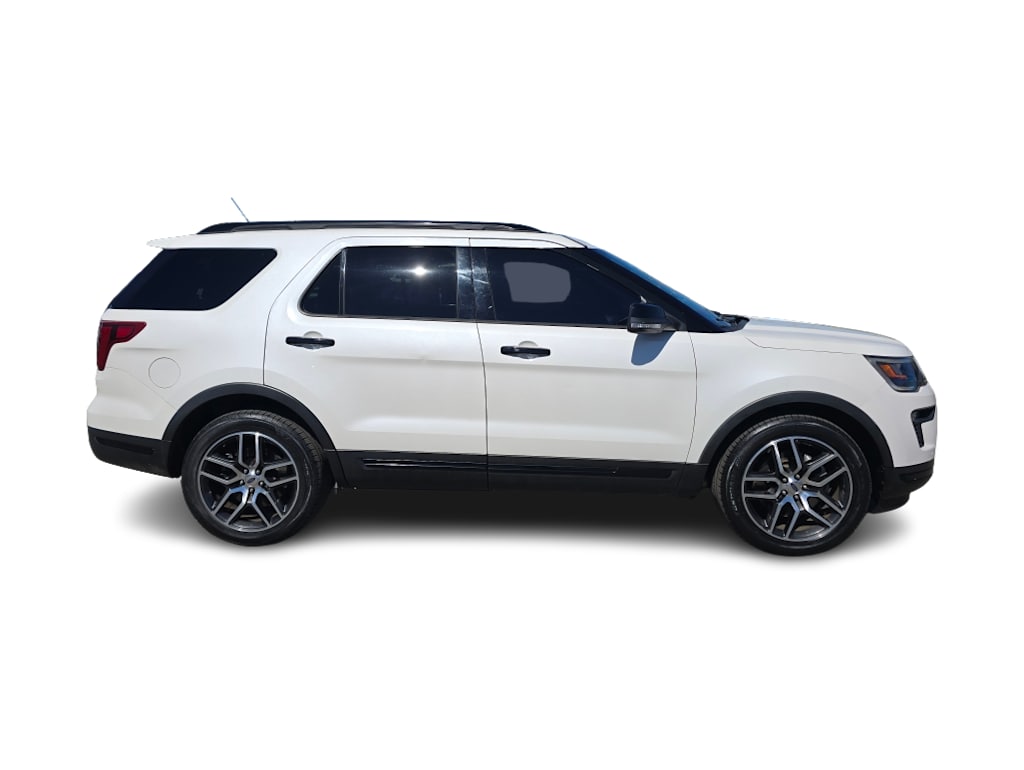 Thumbnail: 2018 Ford Explorer - 17