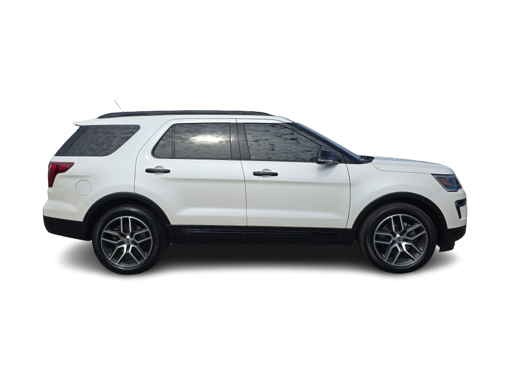 Thumbnail: 2018 Ford Explorer - 17