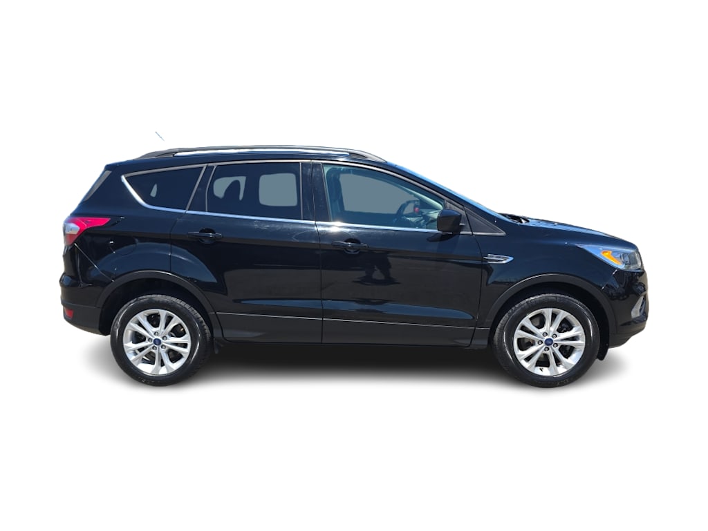 Thumbnail: 2017 Ford Escape - 17