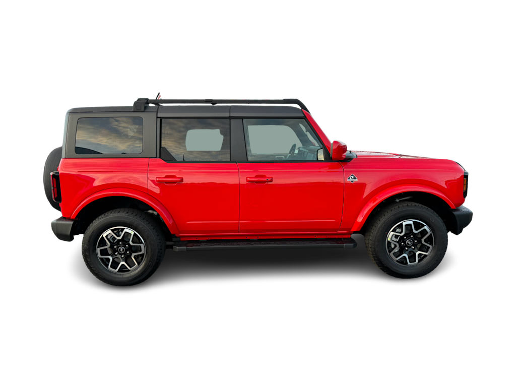 2024 Ford Bronco Outer Banks 18