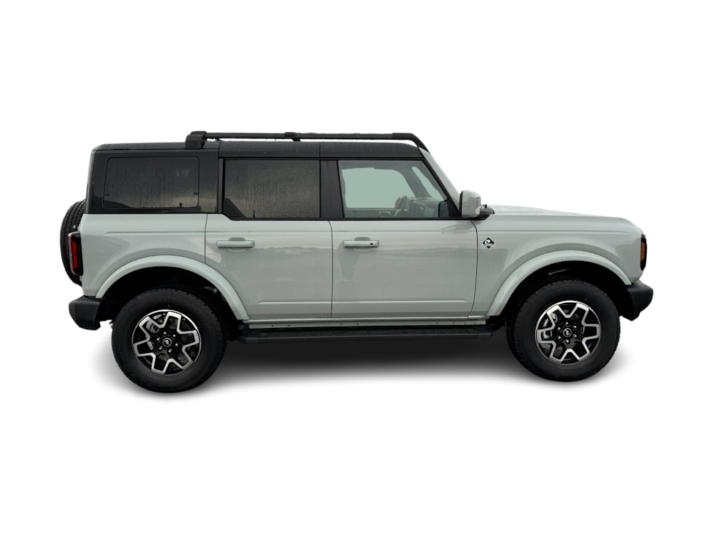2024 Ford Bronco Outer Banks 18