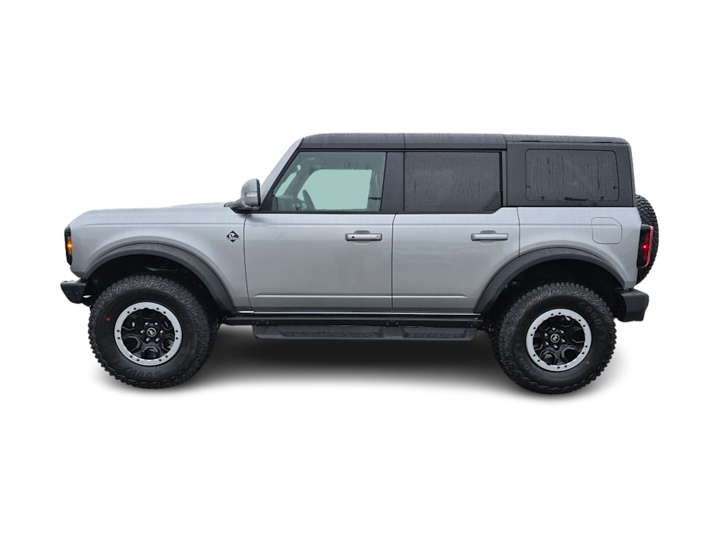 2024 Ford Bronco Outer Banks 4