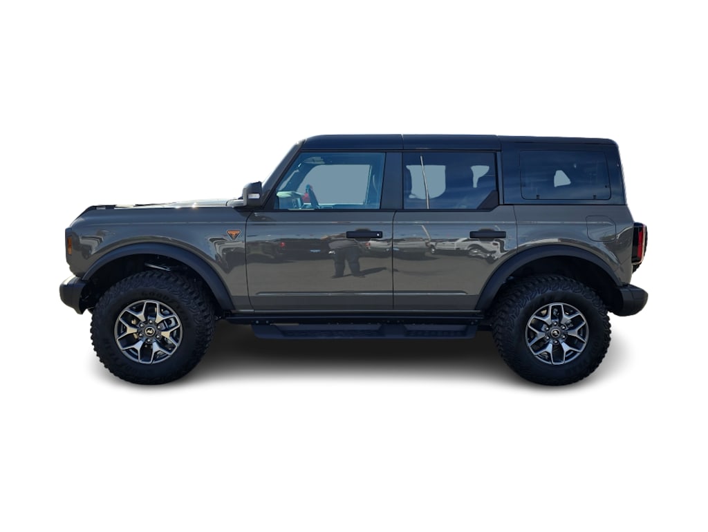 2025 Ford Bronco Badlands 3