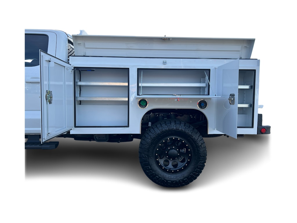 Thumbnail: 2025 Ford F-350 - 22