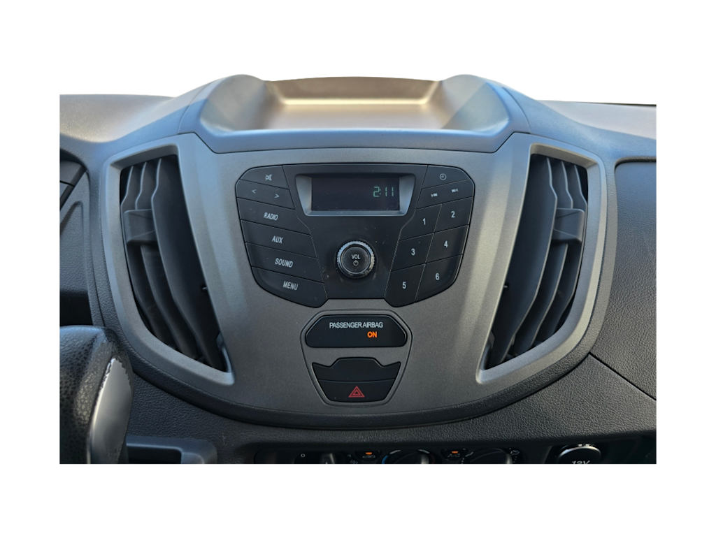 Thumbnail: 2015 Ford Transit Series - 18