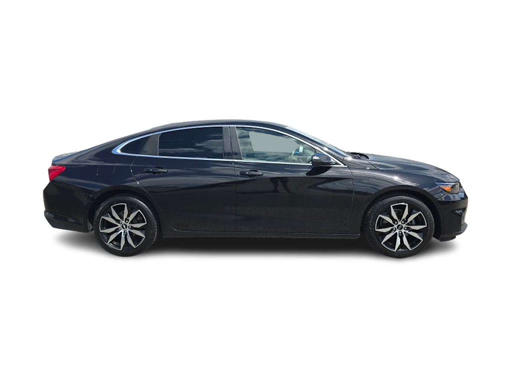 Thumbnail: 2016 Chevrolet Malibu - 17