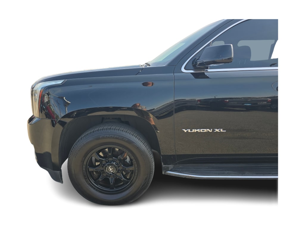 Thumbnail: 2019 GMC Yukon XL - 20