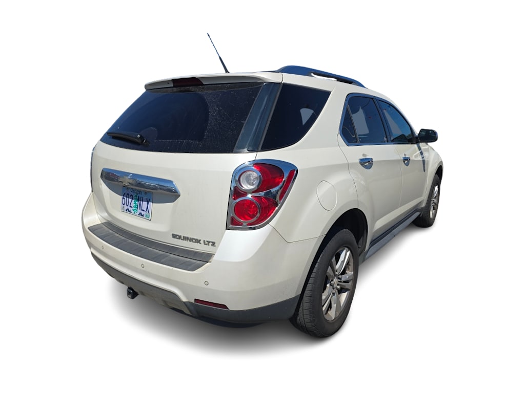 Thumbnail: 2013 Chevrolet Equinox - 10