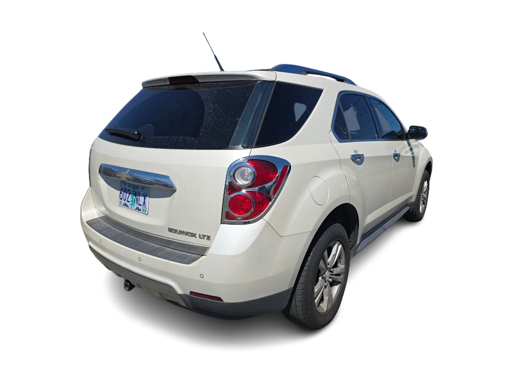 Thumbnail: 2013 Chevrolet Equinox - 17