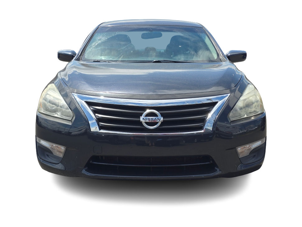 Thumbnail: 2015 Nissan Altima - 4