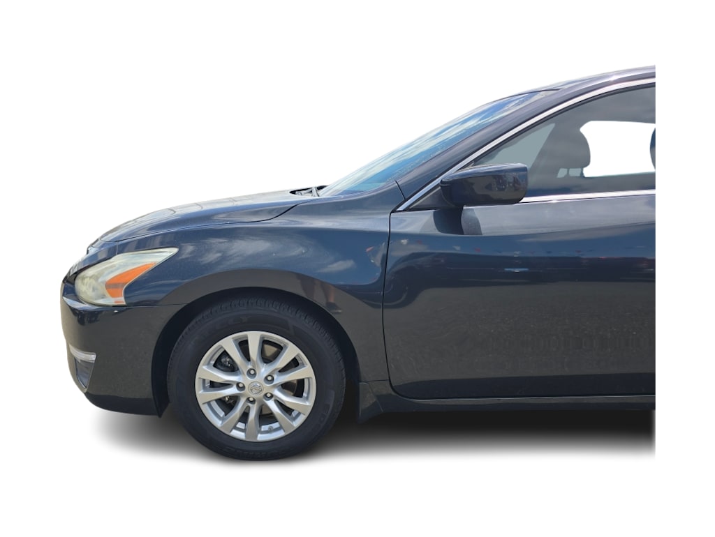 Thumbnail: 2015 Nissan Altima - 2