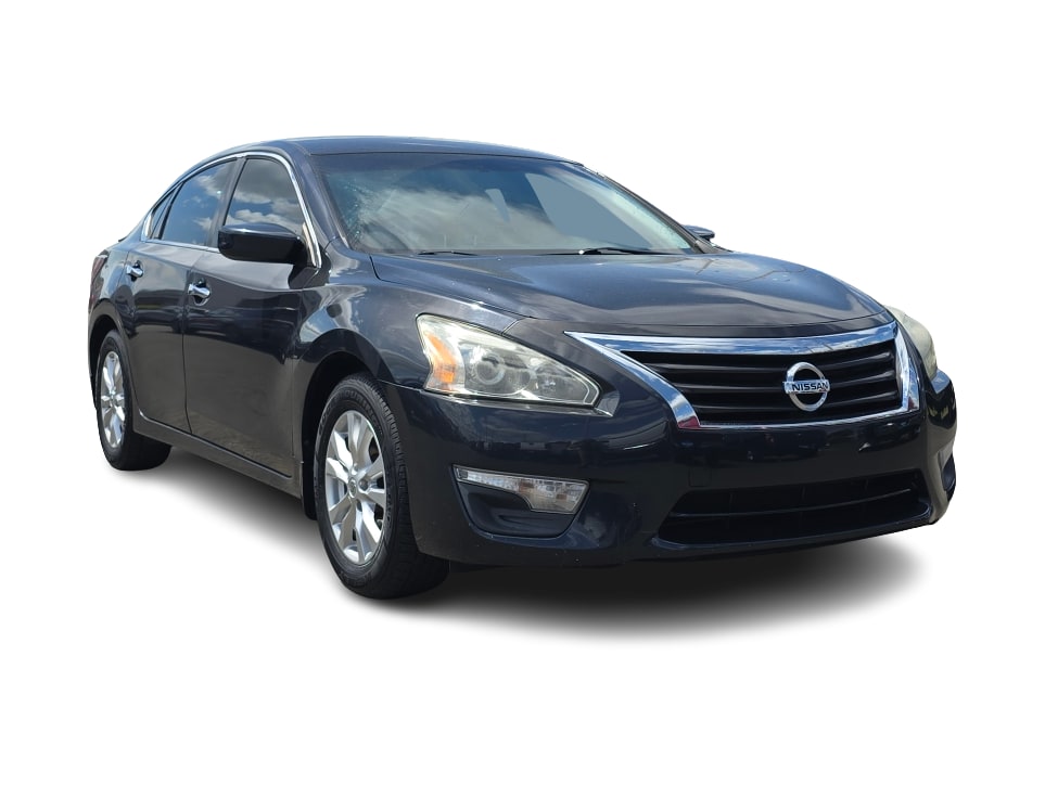 Thumbnail: 2015 Nissan Altima - 11