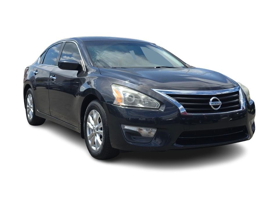 Thumbnail: 2015 Nissan Altima - 18