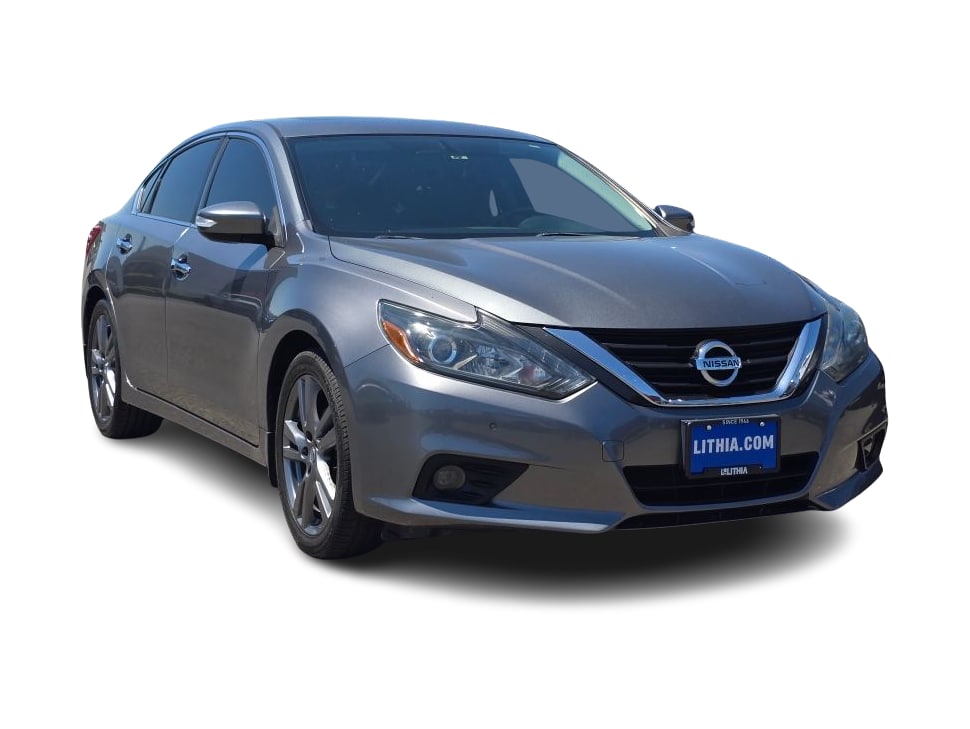 Thumbnail: 2018 Nissan Altima - 19