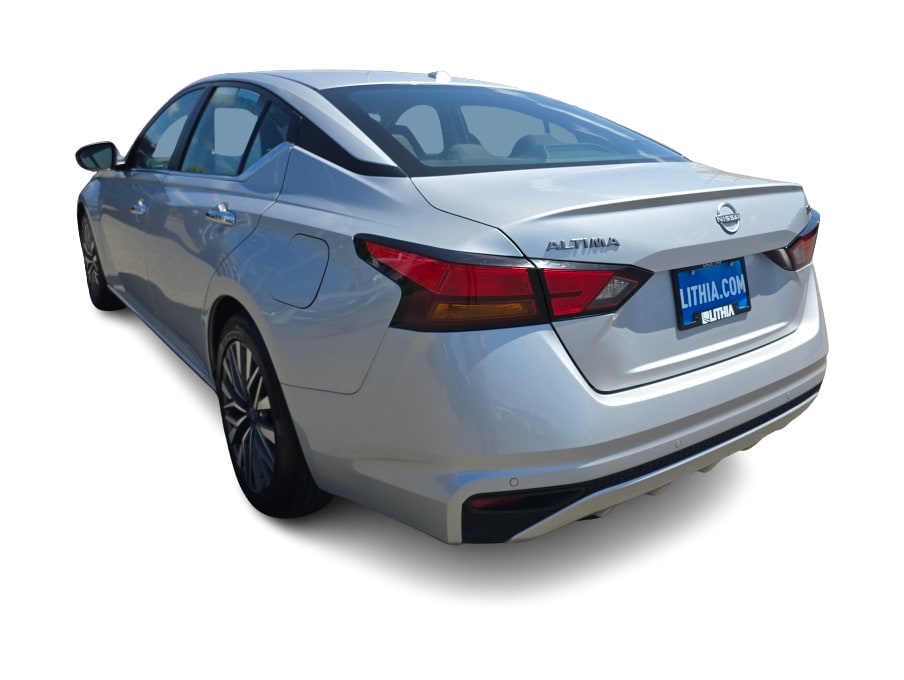 Thumbnail: 2024 Nissan Altima - 4