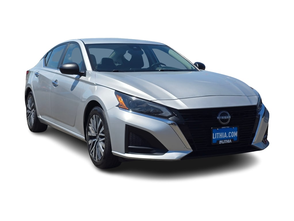 Thumbnail: 2024 Nissan Altima - 20
