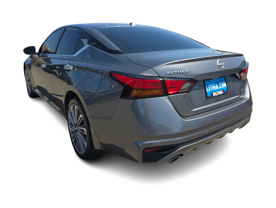 Thumbnail: 2024 Nissan Altima - 4