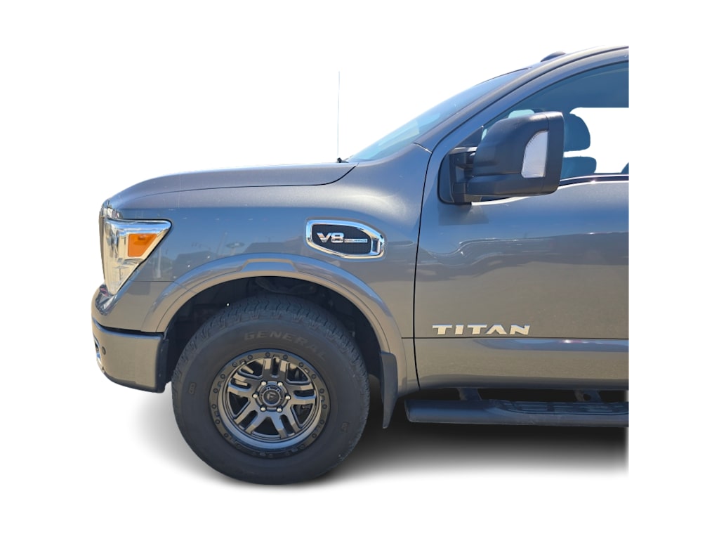 Thumbnail: 2017 Nissan Titan - 20