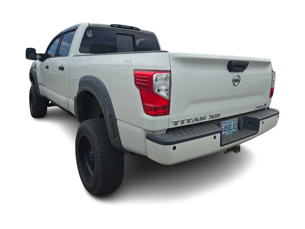Thumbnail: 2017 Nissan Titan - 9