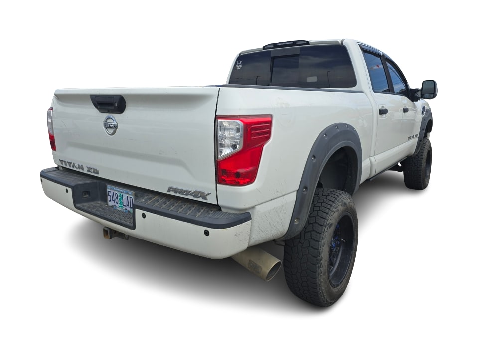 Thumbnail: 2017 Nissan Titan - 10