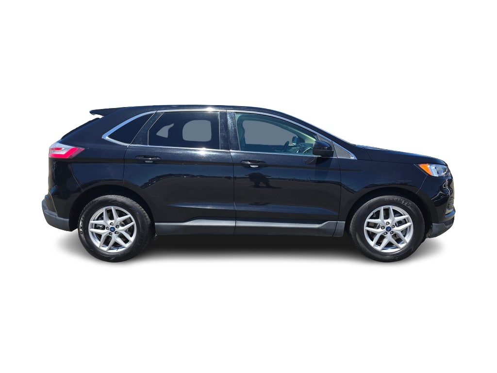 Thumbnail: 2021 Ford Edge - 18