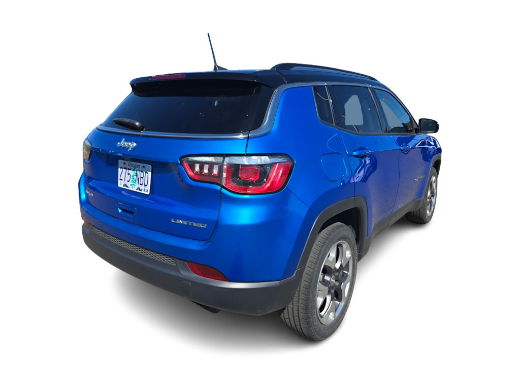 Thumbnail: 2019 Jeep Compass - 17
