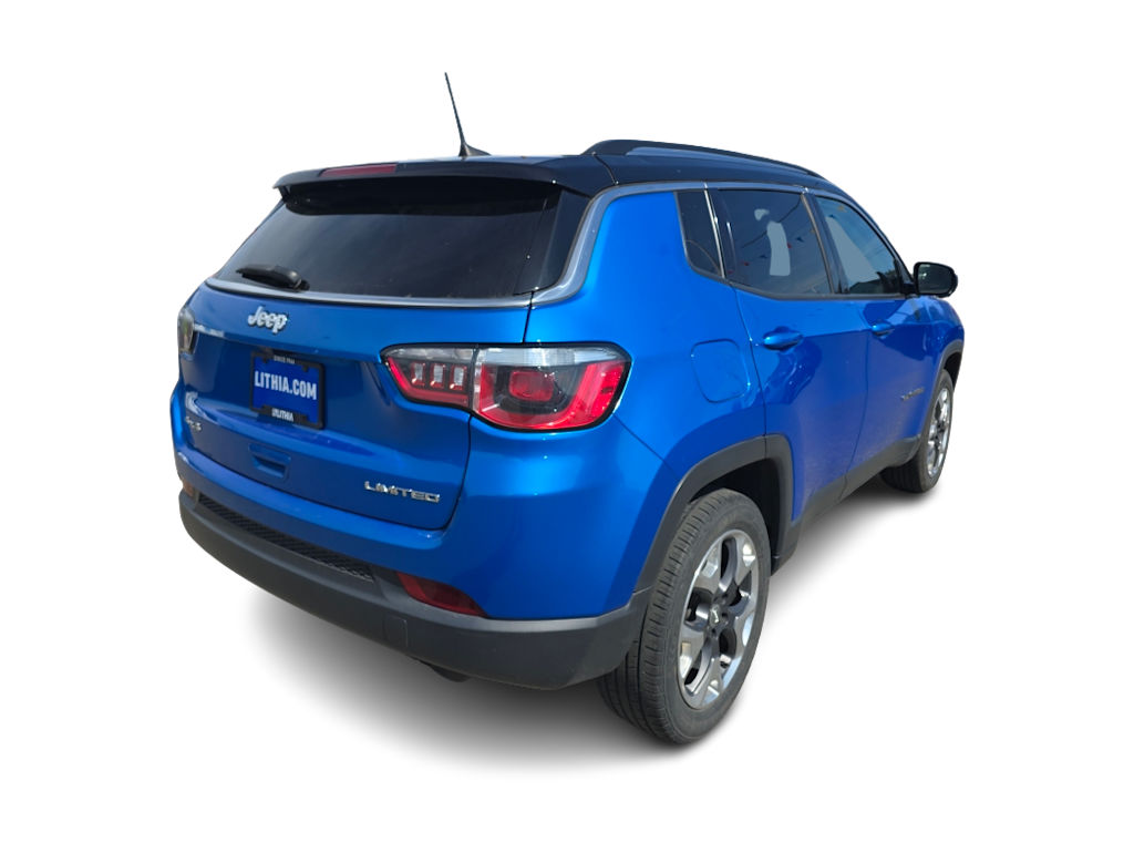 Thumbnail: 2019 Jeep Compass - 16