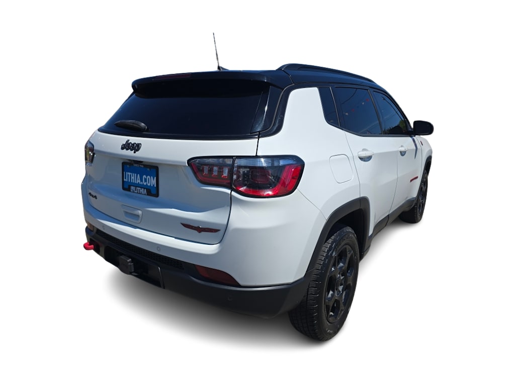 Thumbnail: 2023 Jeep Compass - 15