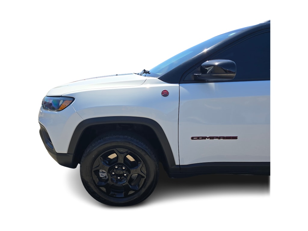 Thumbnail: 2023 Jeep Compass - 20