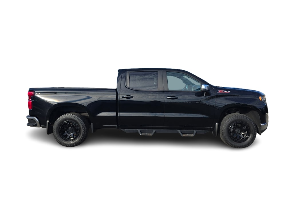 Thumbnail: 2021 Chevrolet Silverado 1500 - 17