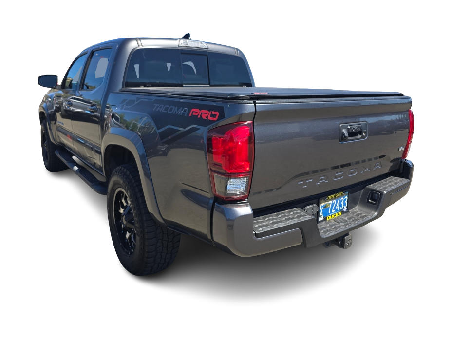 Thumbnail: 2018 Toyota Tacoma - 3