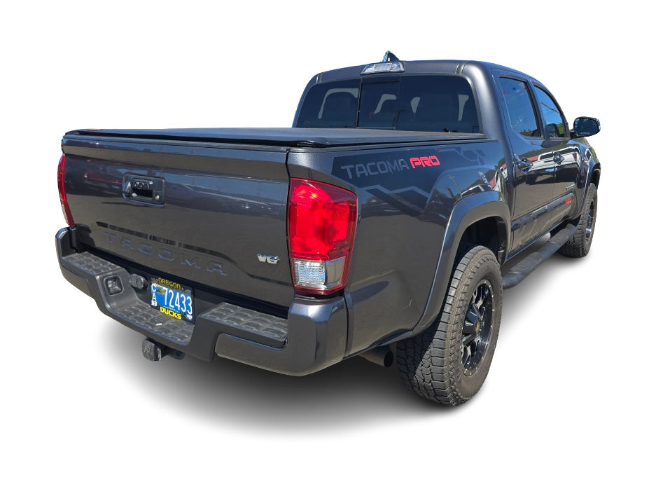 Thumbnail: 2018 Toyota Tacoma - 6
