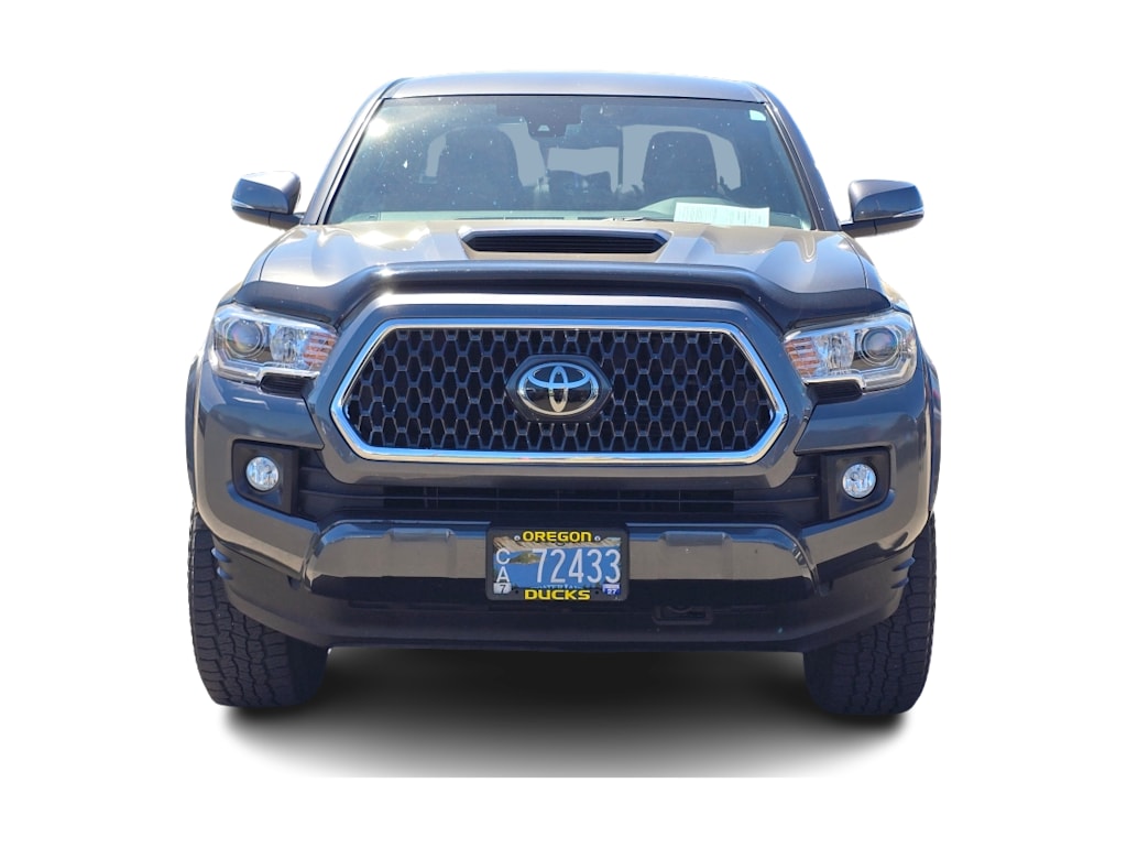 Thumbnail: 2018 Toyota Tacoma - 12
