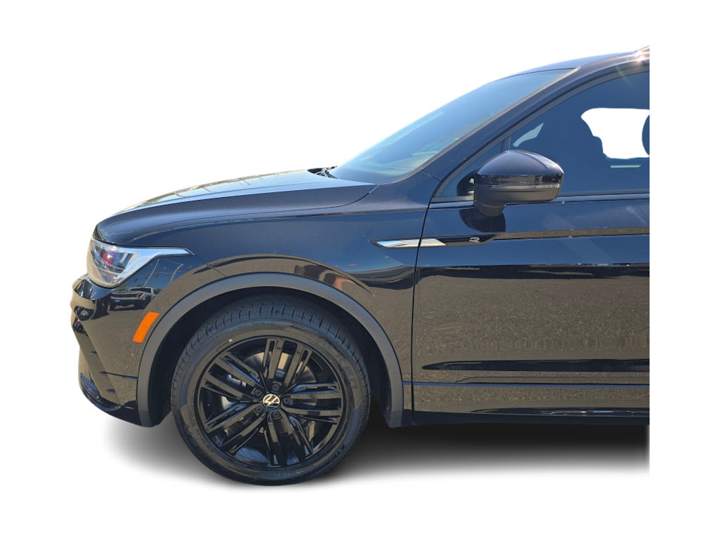 Thumbnail: 2022 Volkswagen Tiguan - 19
