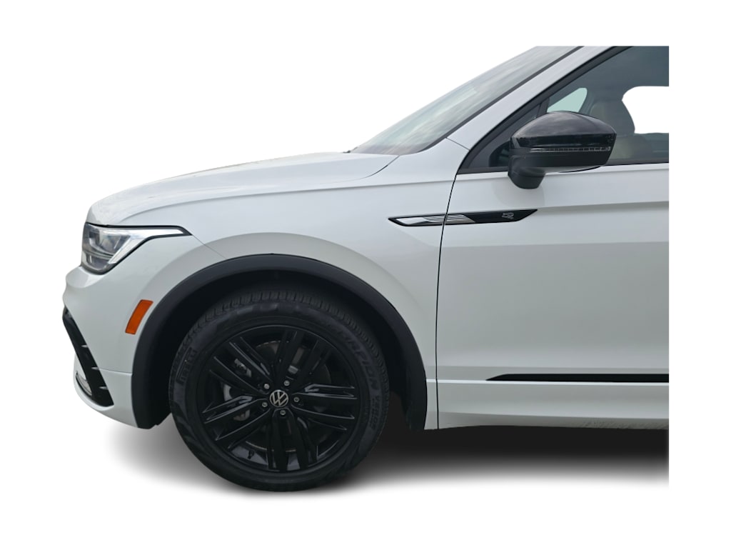 Thumbnail: 2022 Volkswagen Tiguan - 21