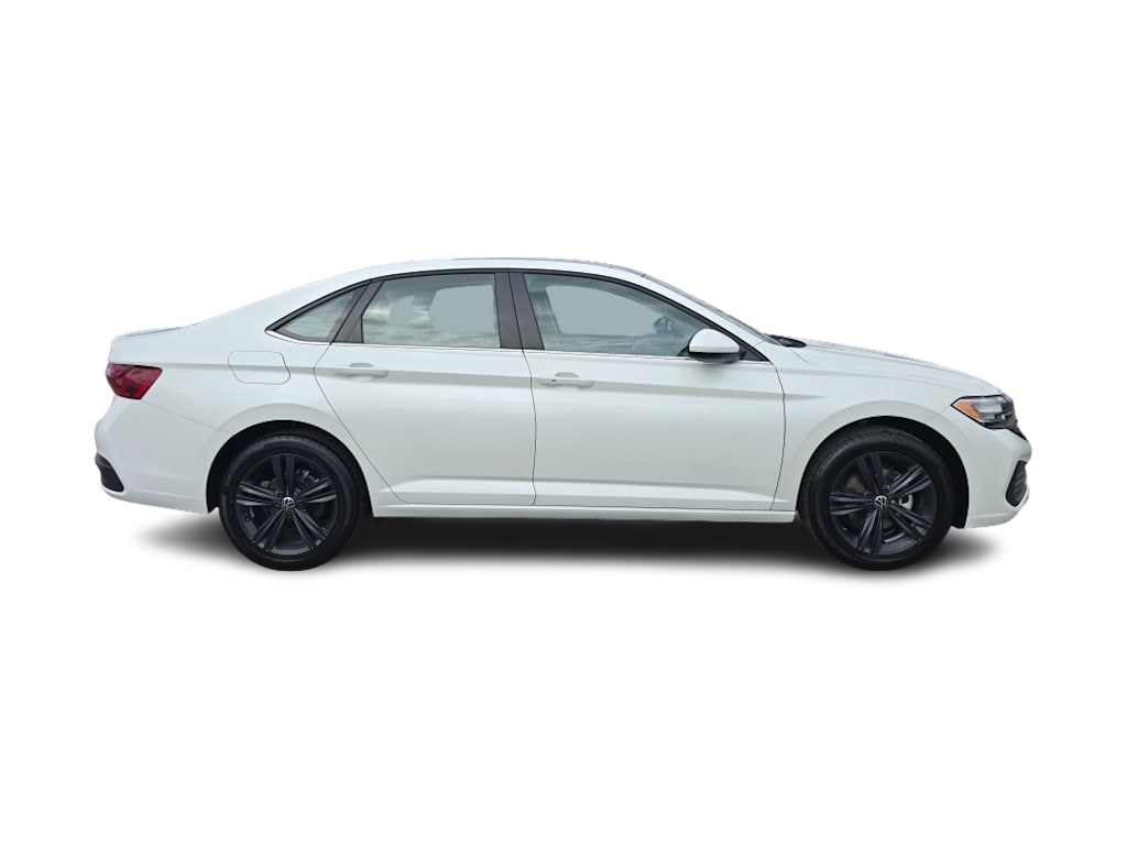 Thumbnail: 2023 Volkswagen Jetta - 16